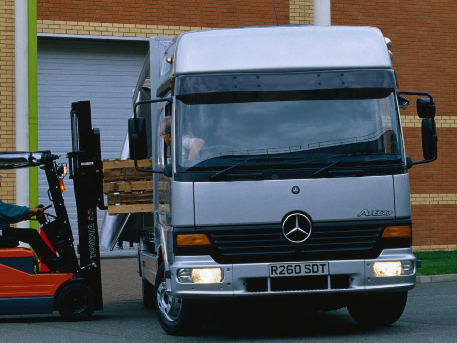  Mercedes-Benz Atego 815 1998 года  (UK) (фото 4 из 4)